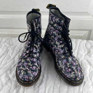 Dr. Martens Pascal 1460 Flower floral Print boots docs SIZE US Womens 8